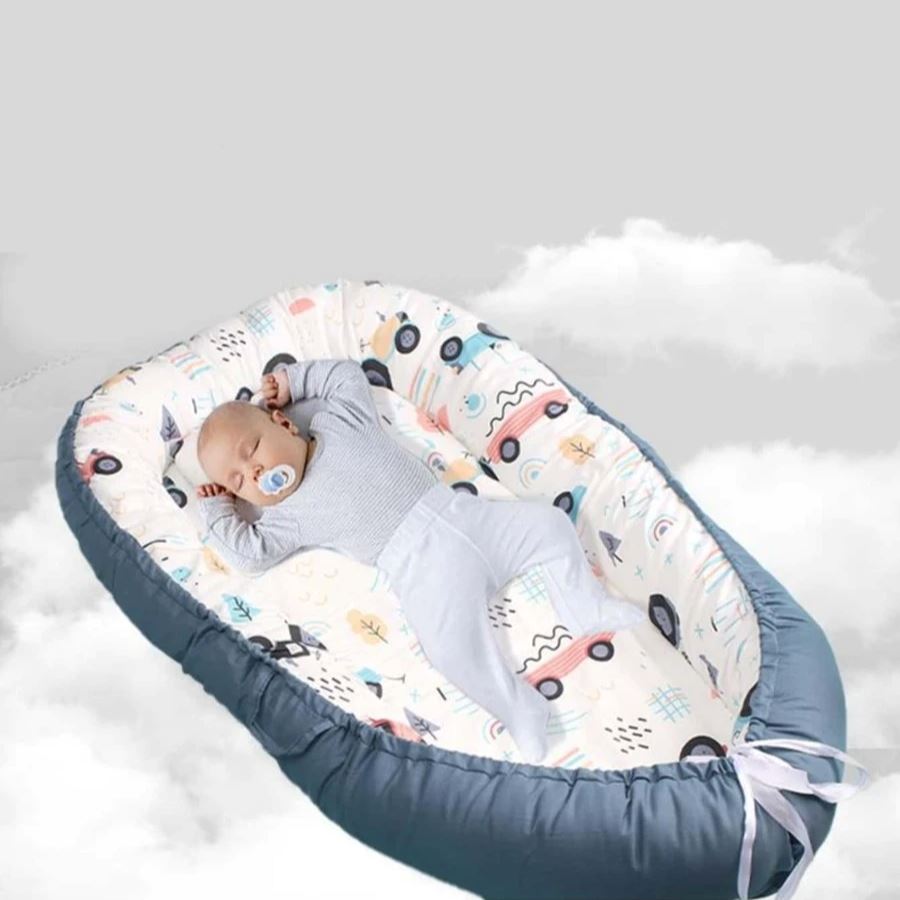 Berceau Bébé - NidPortableBébé™ - Voiture Bleue - Mombebebrave.com